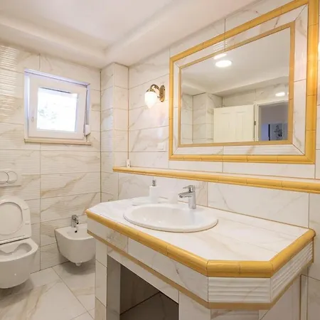 Srica Apartmán Kraljevica