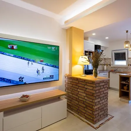 Srica Apartment *